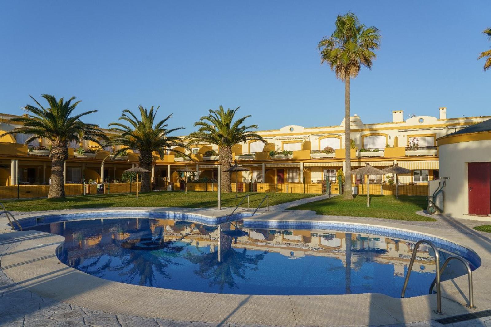 La Tortuga I, encantador apartamento con garaje en primera línea de playa Tarifa Exterior foto