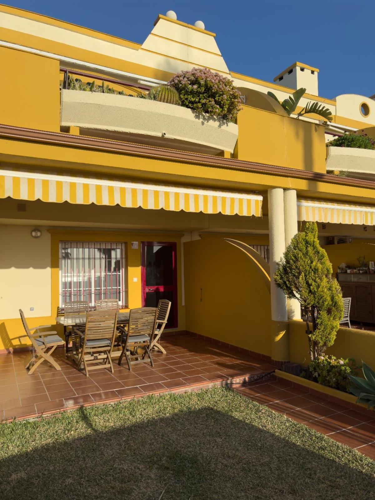 La Tortuga I, encantador apartamento con garaje en primera línea de playa Tarifa Exterior foto